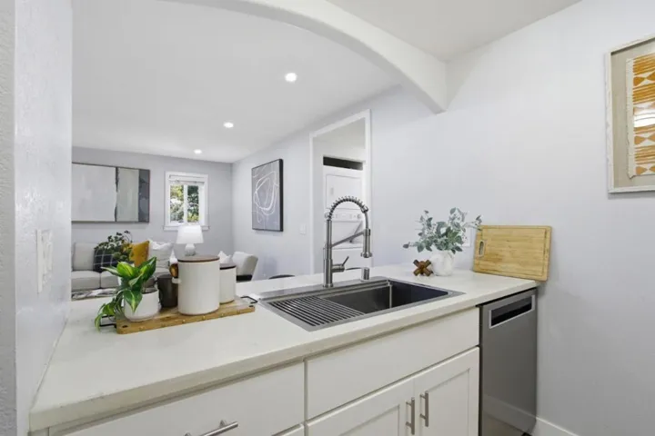 2035 Castlebury Drive, San Jose, California 95116