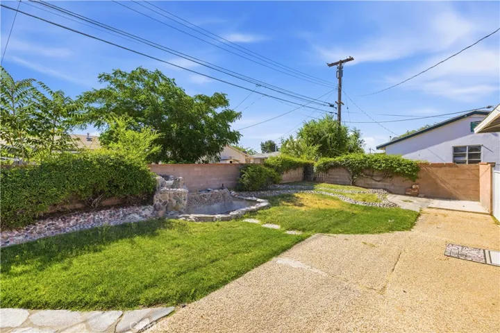 45308 Newtree Avenue, Lancaster, California 93534