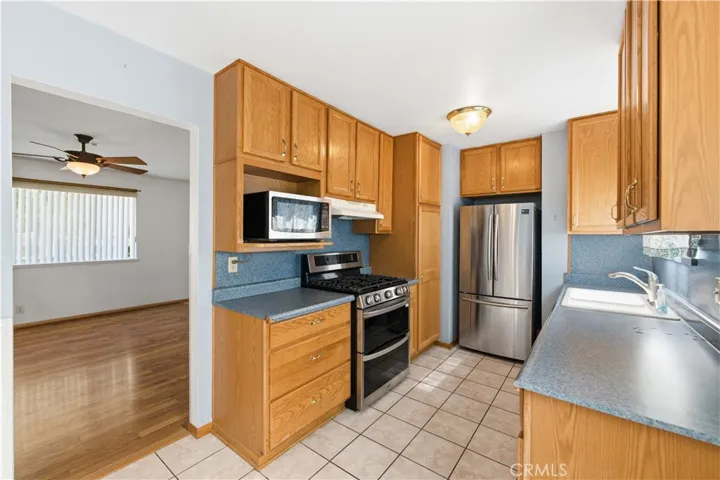45308 Newtree Avenue, Lancaster, California 93534