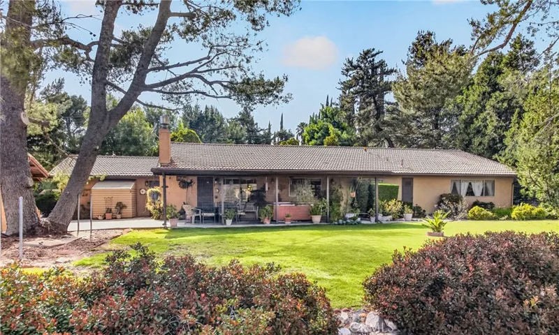 835 Kimbark, San Bernardino, California 92407
