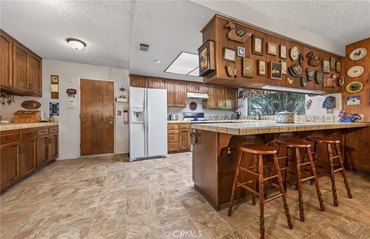 835 Kimbark, San Bernardino, California 92407