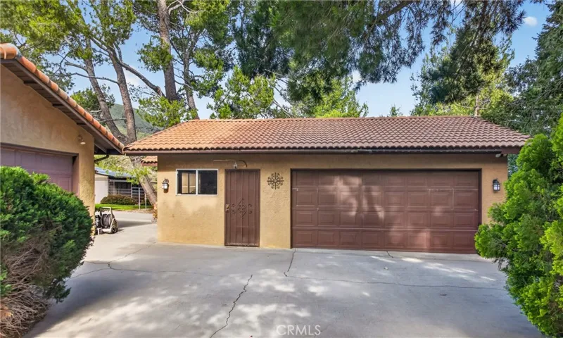 2ND HUGE DETACHED GARAGE WITH WORKSHOP