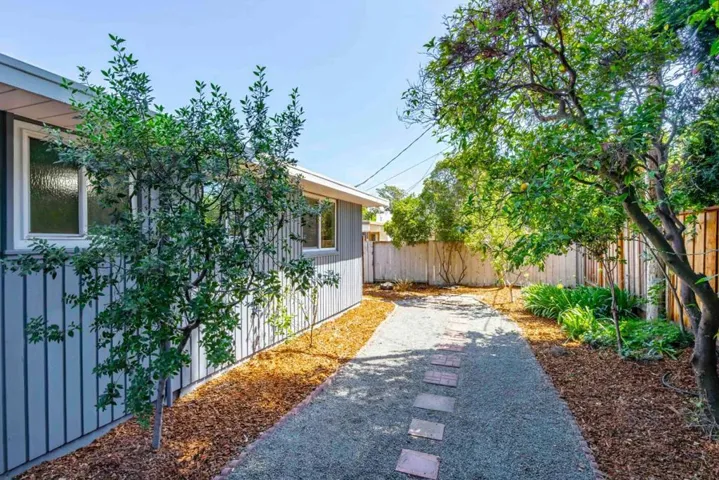 728 Seminole Way, Palo Alto, California 94303