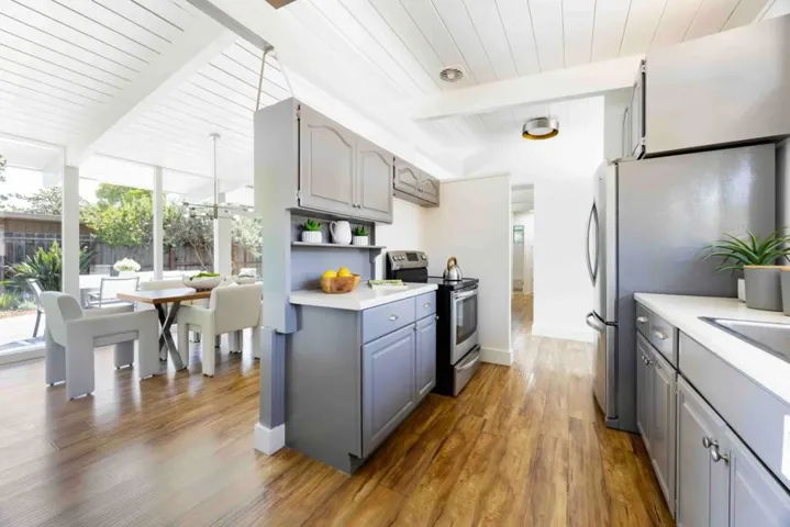 728 Seminole Way, Palo Alto, California 94303
