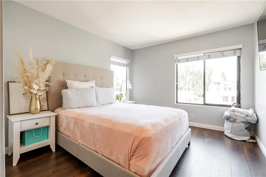 Guest bedroom #1