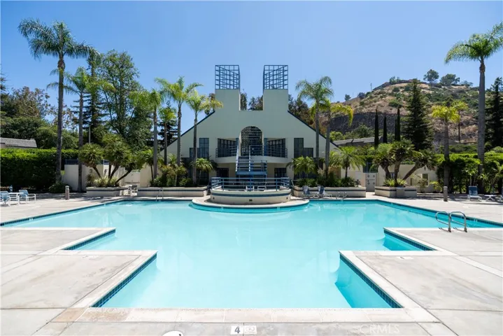 Community pool