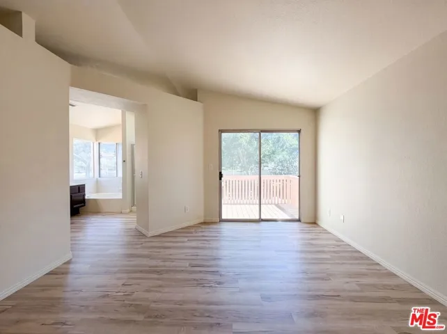 1138 Encantadora Lane, Lancaster, California 93535