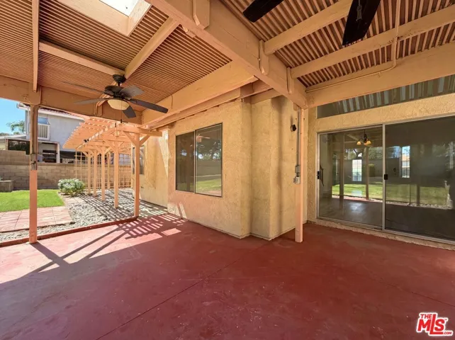 1138 Encantadora Lane, Lancaster, California 93535