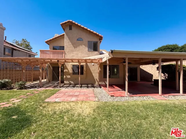 1138 Encantadora Lane, Lancaster, California 93535