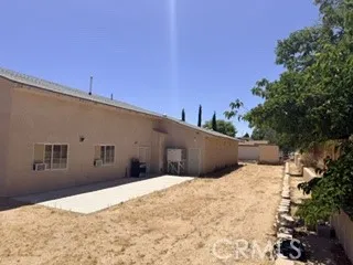 16192 Molino, Victorville, California 92395