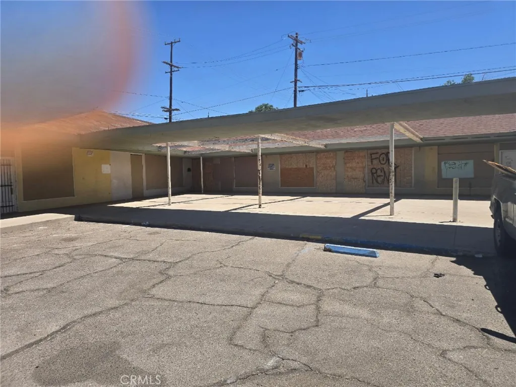 872 E Williams, Barstow, California 92311 — photo 4