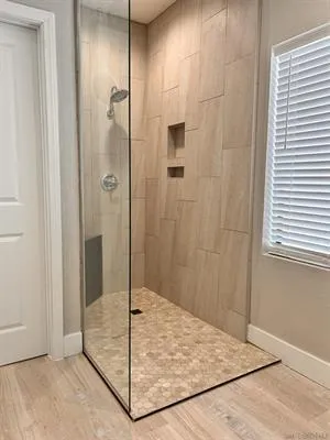 Master shower angle