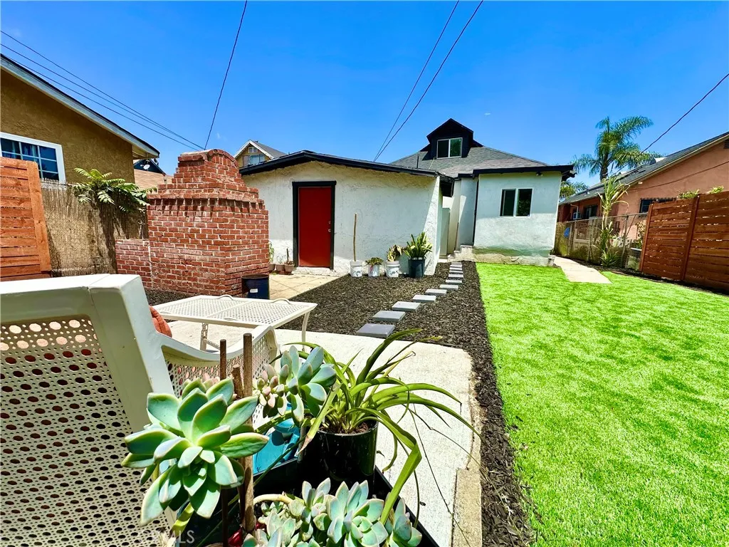 Outdoor Back Cement Patio