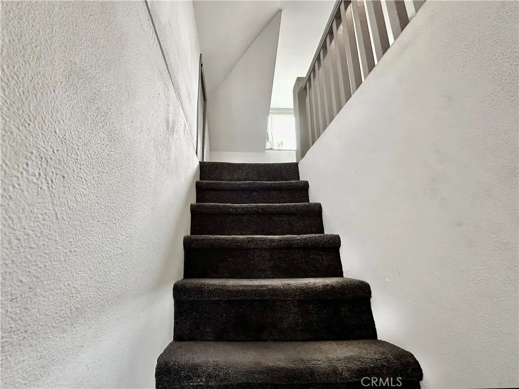 Stairs to 2nd Level