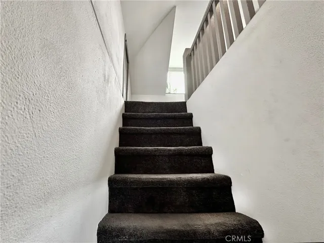 Stairs to 2nd Level