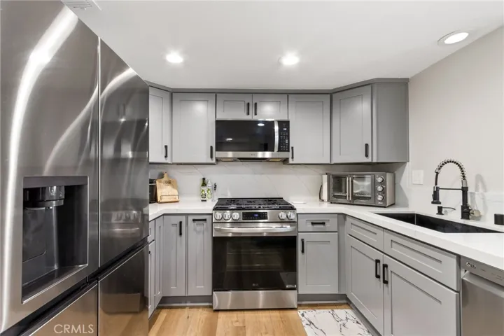 932 N Turner, Ontario, California 91764