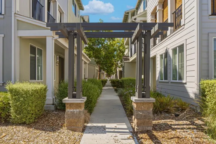 37626 Cape Cod Road, Newark, California 94560