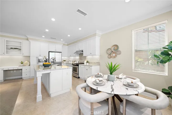 Kitchen Nook, perfect for coffee and breakfast.