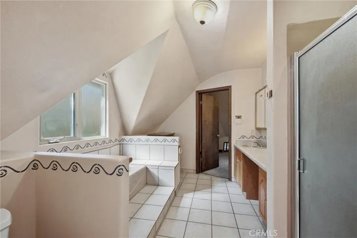 Bathroom adjoins Bedroom 1 and 2