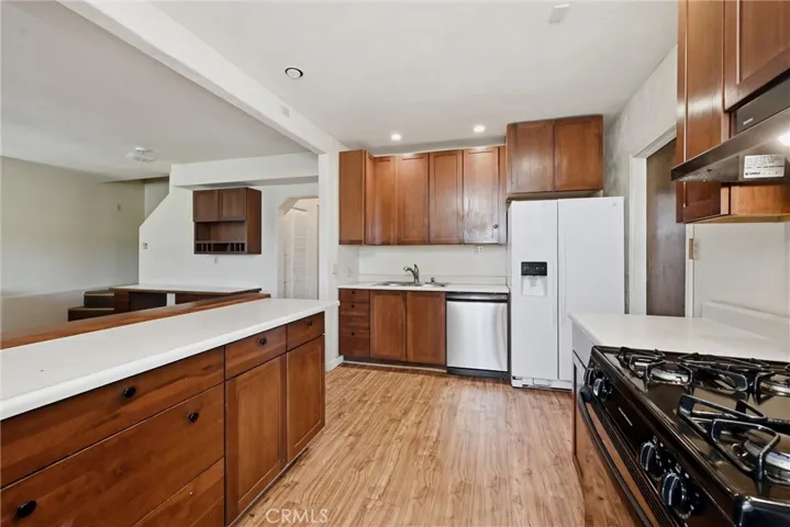 16945 Knollview, Hidden Valley Lake, California 95467