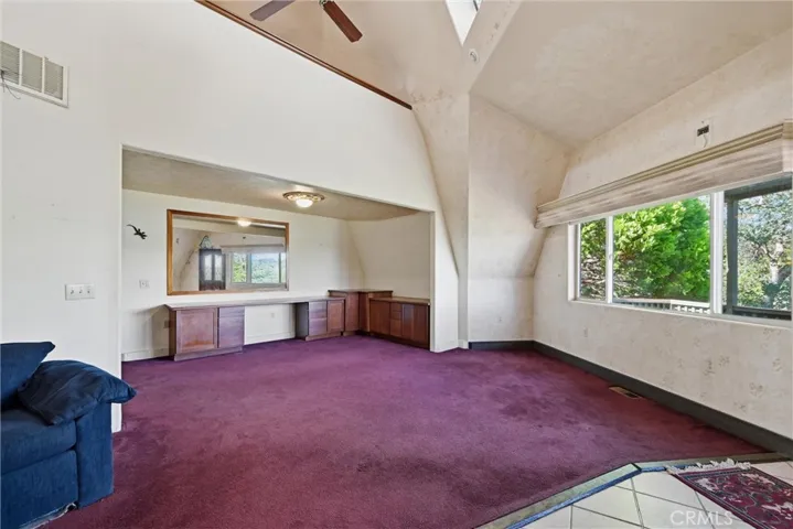16945 Knollview, Hidden Valley Lake, California 95467