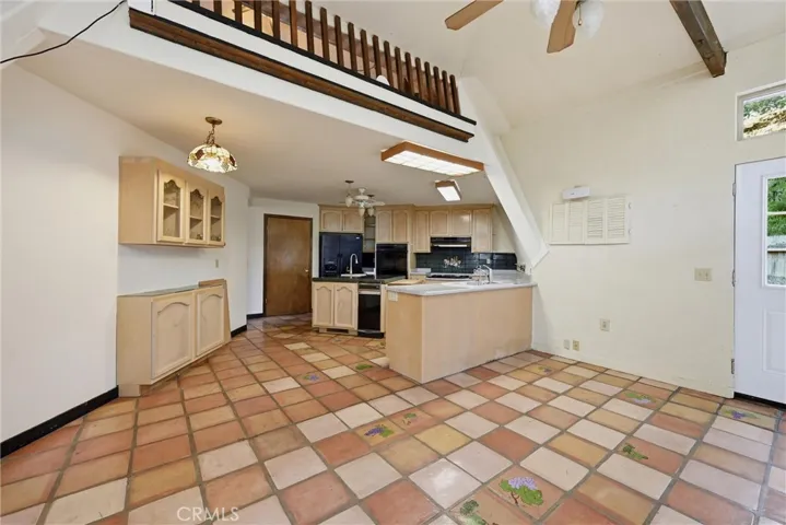 16945 Knollview, Hidden Valley Lake, California 95467