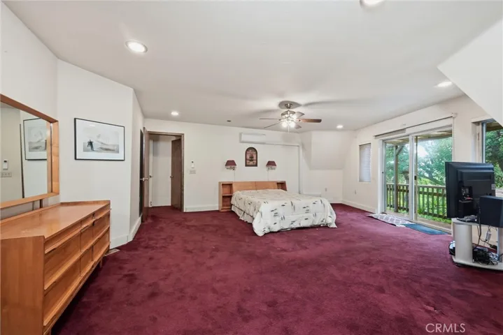 16945 Knollview, Hidden Valley Lake, California 95467