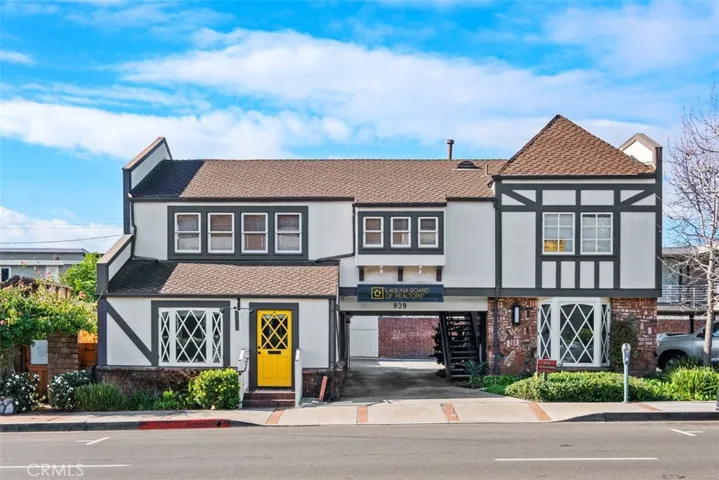Laguna Board of Realtors building.