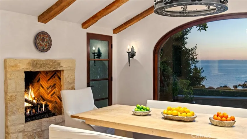 24650 Blue Dane Lane, Malibu, California 90265