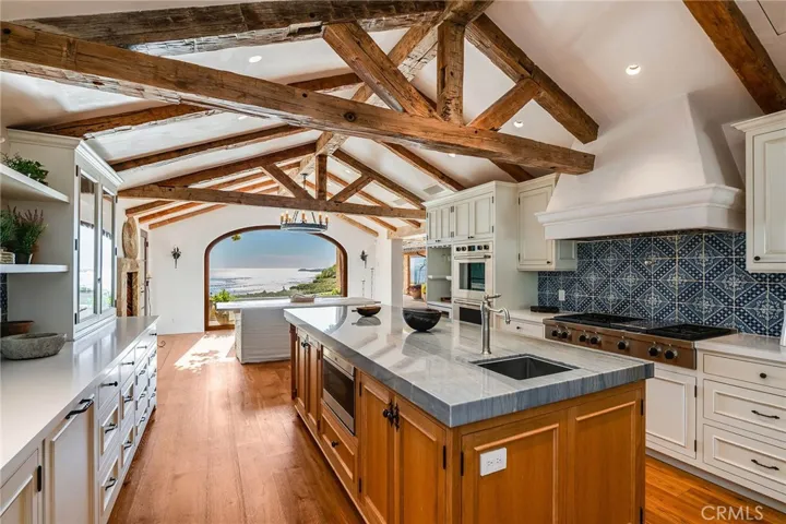 24650 Blue Dane Lane, Malibu, California 90265