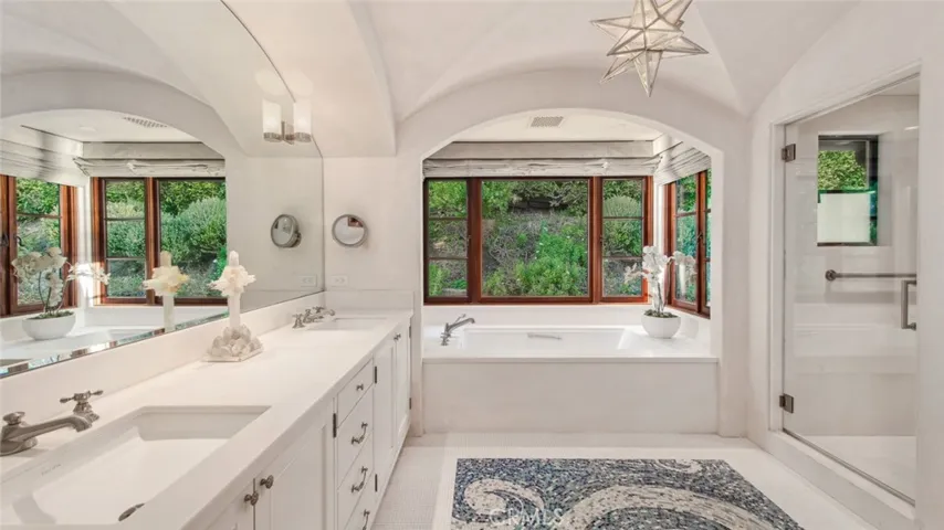 24650 Blue Dane Lane, Malibu, California 90265