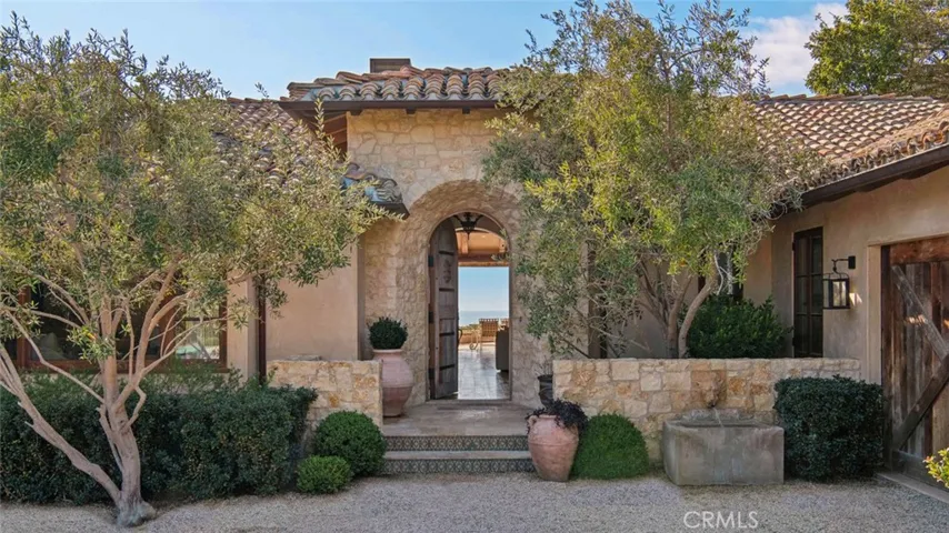24650 Blue Dane Lane, Malibu, California 90265