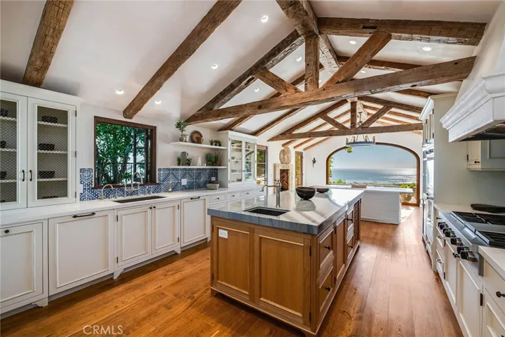 24650 Blue Dane Lane, Malibu, California 90265