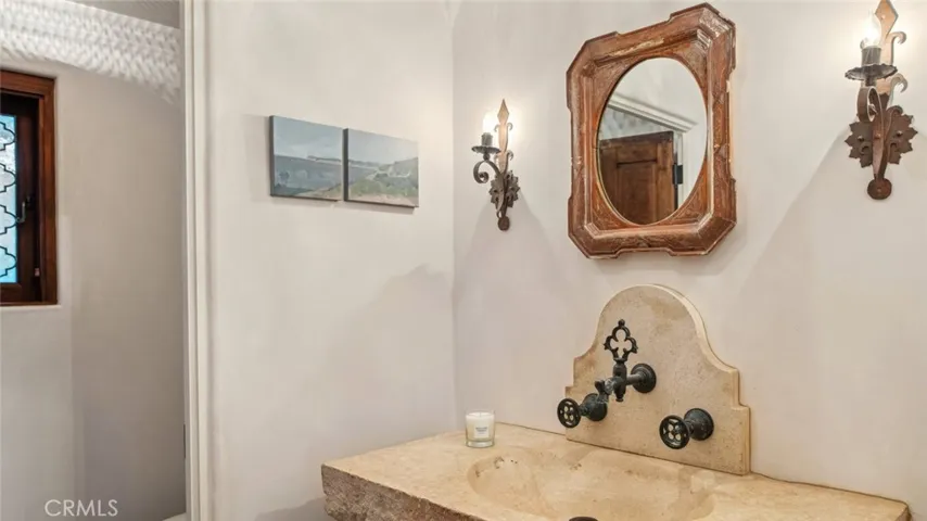 24650 Blue Dane Lane, Malibu, California 90265