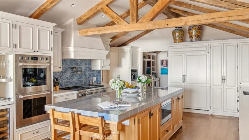 24650 Blue Dane Lane, Malibu, California 90265