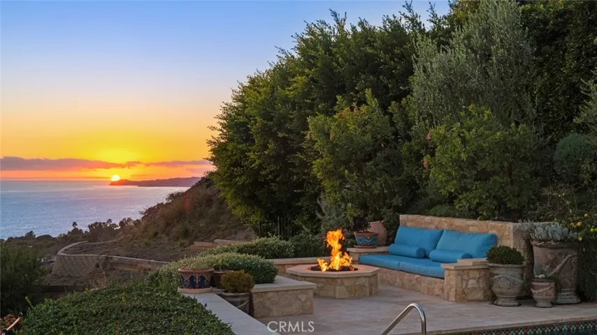 24650 Blue Dane Lane, Malibu, California 90265