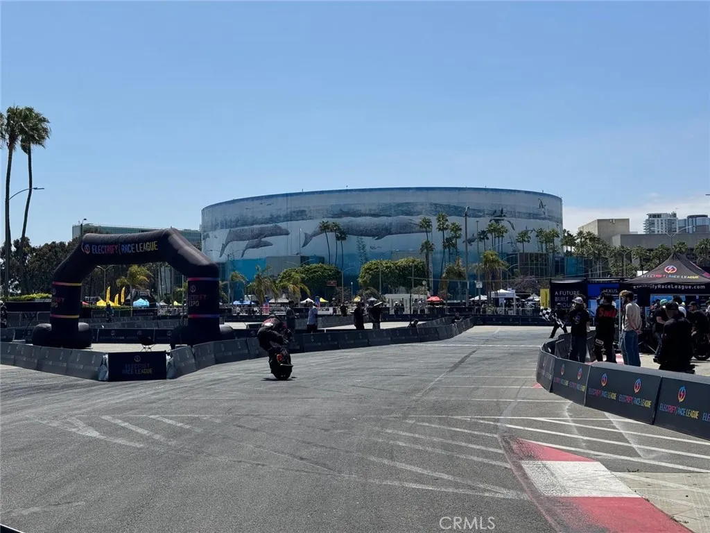 Long Beach Gran Prix is an exciting annual event - just a 10 minute drive.