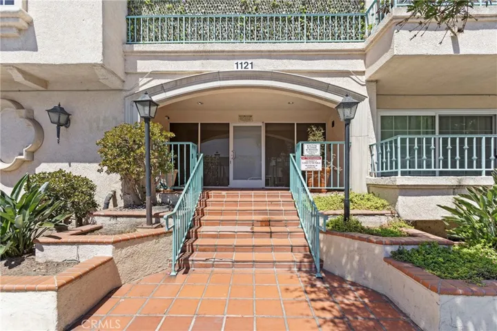 Welcome to Long Beach living!