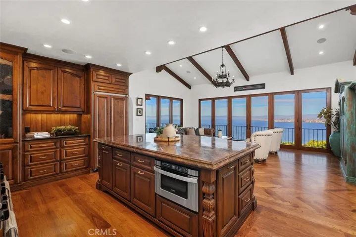 Gourmet Kitchen