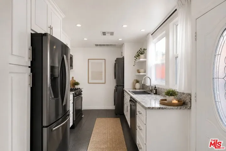 936 N Harper Avenue, West Hollywood, California 90046 — photo 5