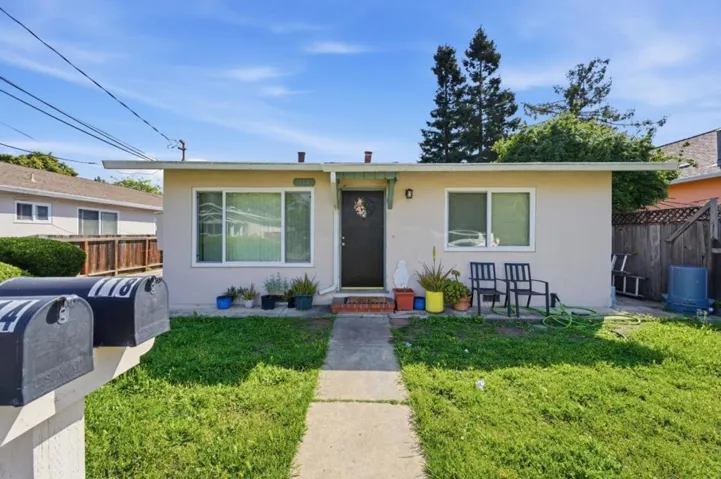 114 Bonita Avenue, Redwood City, California 94061