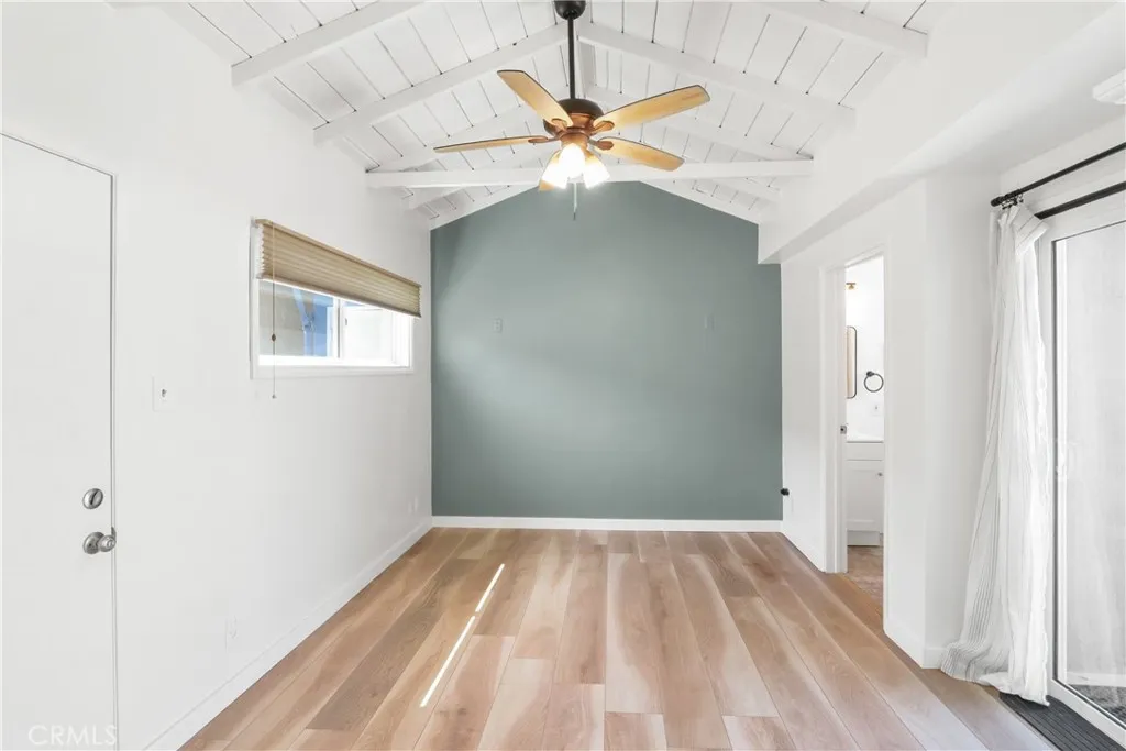 STEP DOWN BONUS ROOM WITH 3/4 BATH