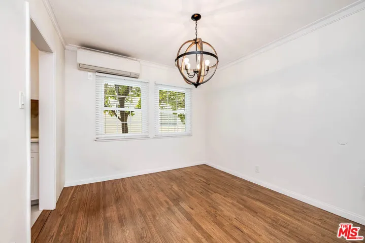15224 1/2 Dickens Street, Sherman Oaks, California 91403