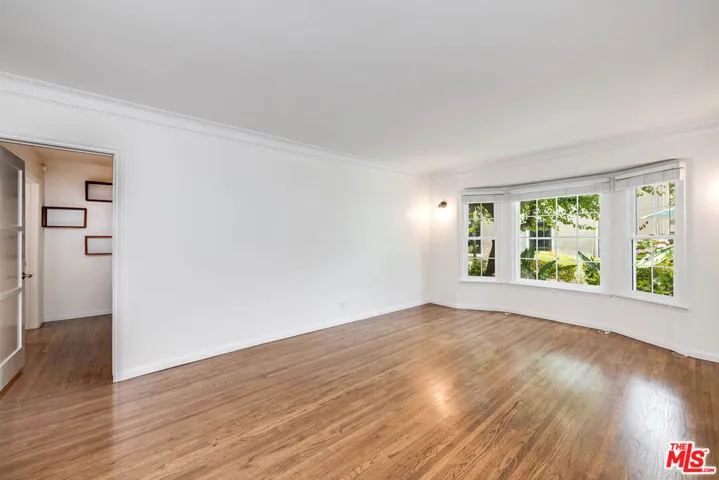 15224 1/2 Dickens Street, Sherman Oaks, California 91403