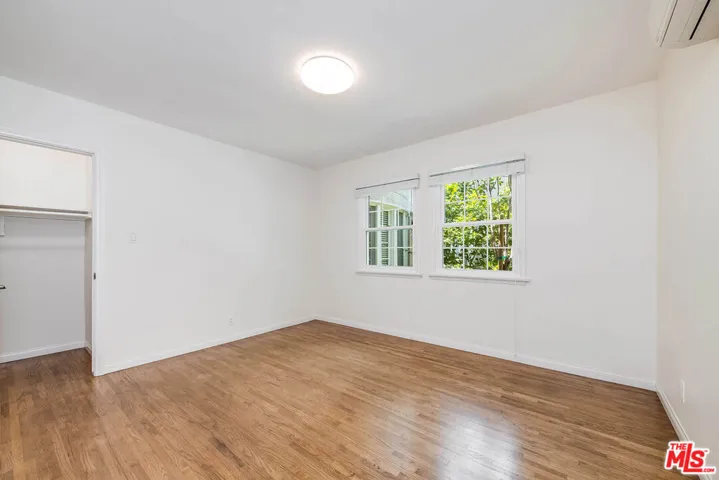 15224 1/2 Dickens Street, Sherman Oaks, California 91403
