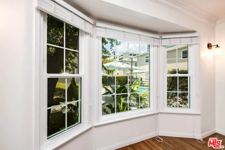 15224 1/2 Dickens Street, Sherman Oaks, California 91403