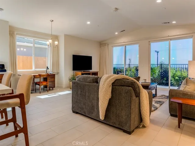 1179 Grand Meadow, Santa Maria, California 93455