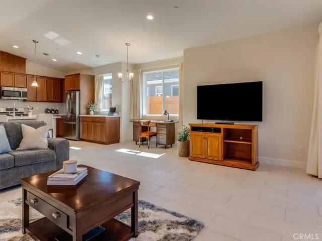 1179 Grand Meadow, Santa Maria, California 93455