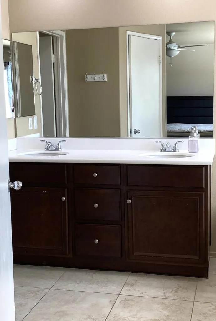 Tramonto Primary bath vanities