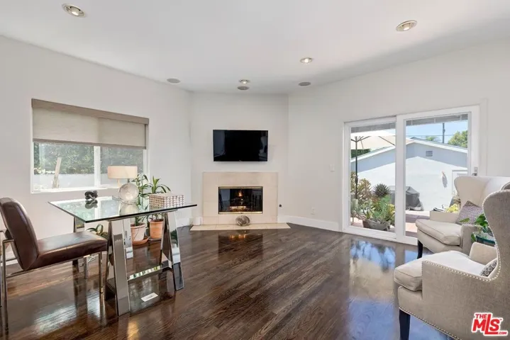 453 N Alfred Street, Los Angeles, California 90048